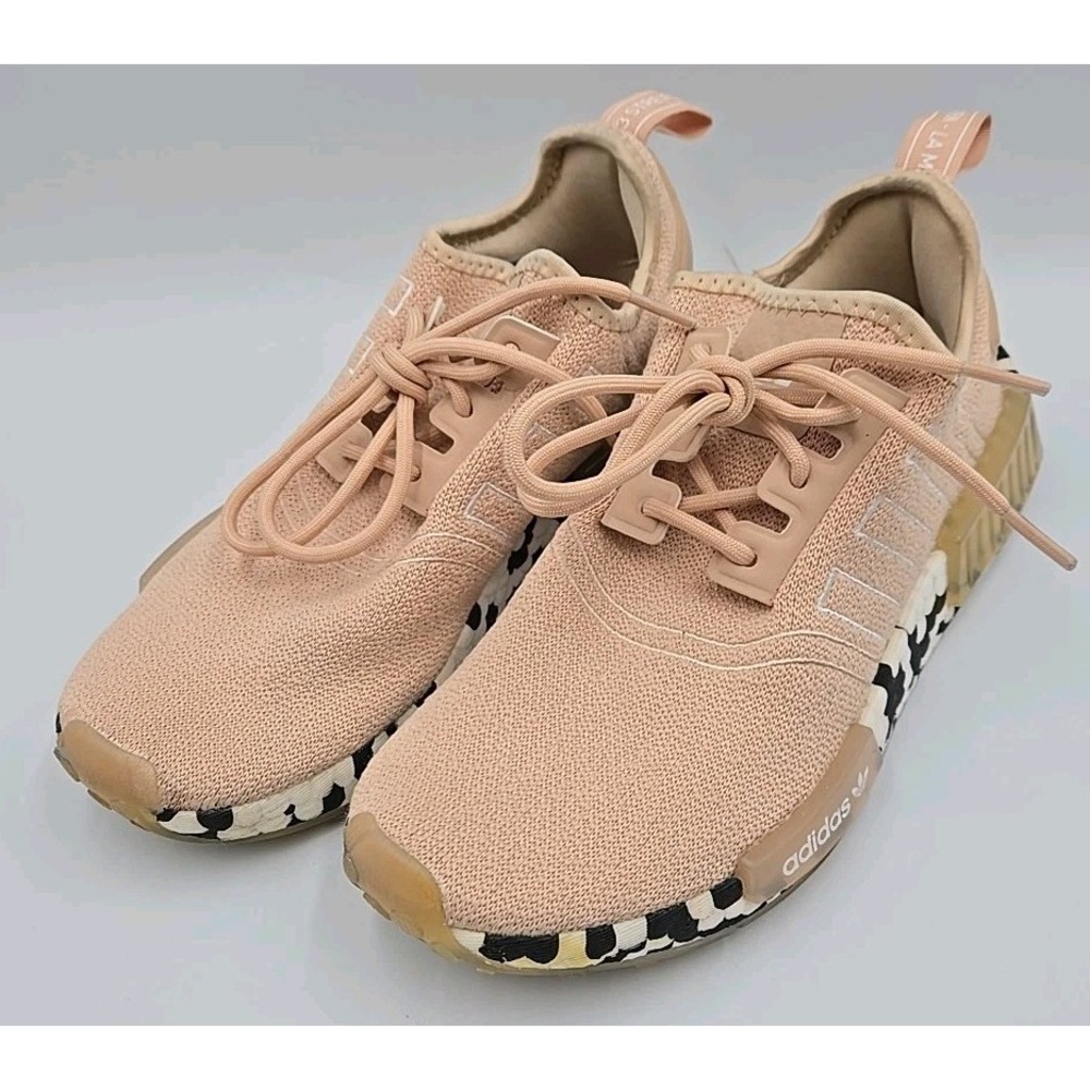 Adidas NMD_R1 Women's Sneakers Sz 7 Pink Running‎ Walking Athletic Comfy